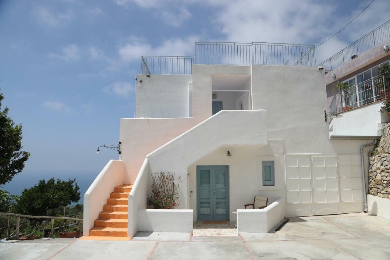 Borgo Rosso Di Sera Resort San Lucido Exterior photo