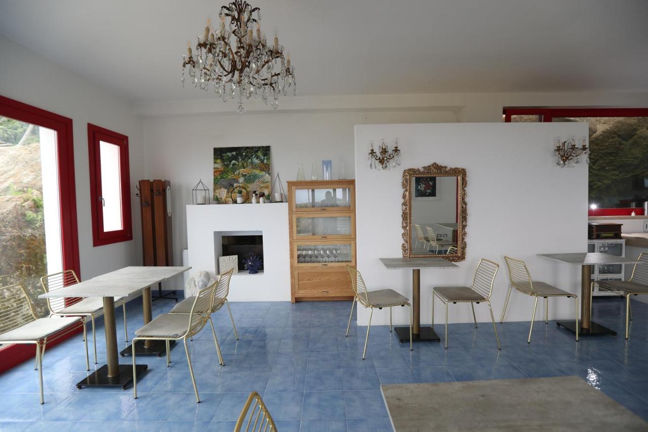 Borgo Rosso Di Sera Resort San Lucido Exterior photo